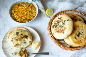 Paneer (Gol) Kulche