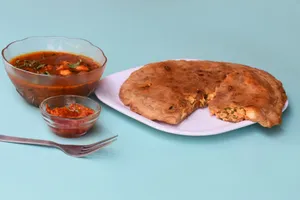 Paneer Tikka Grilled Stuffed Kulcha