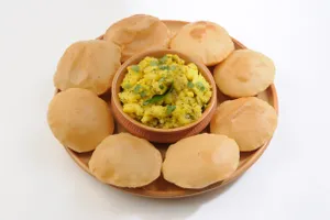 Bathua Poori Sabzi