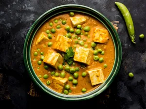 Matar Paneer