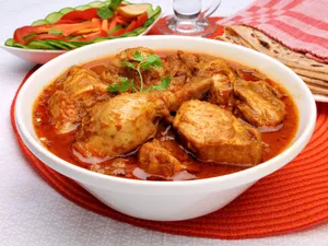 Tawa Chicken (Gravy)