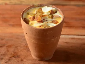 Matka Kulfi Kaju Pista