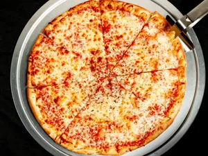 Mushroom Cheese Pizza