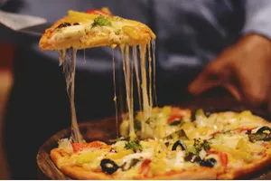 Tandoori Paneer Pizza