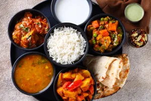 Singhara Fish Curry Thali - Half